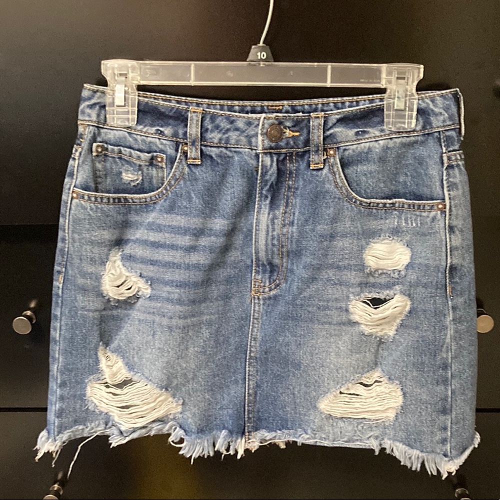 Medium Forever 21 Ripped Denim Skirt- gently used, no stains or damages